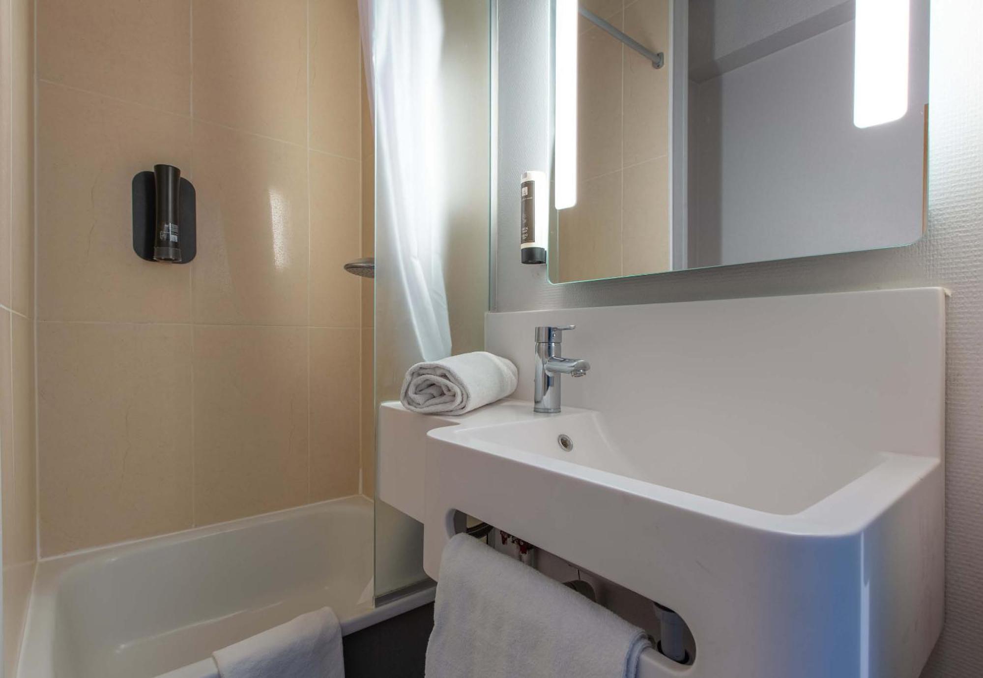 B&B Hotel Blois Sud Vineuil Vineuil  Екстериор снимка